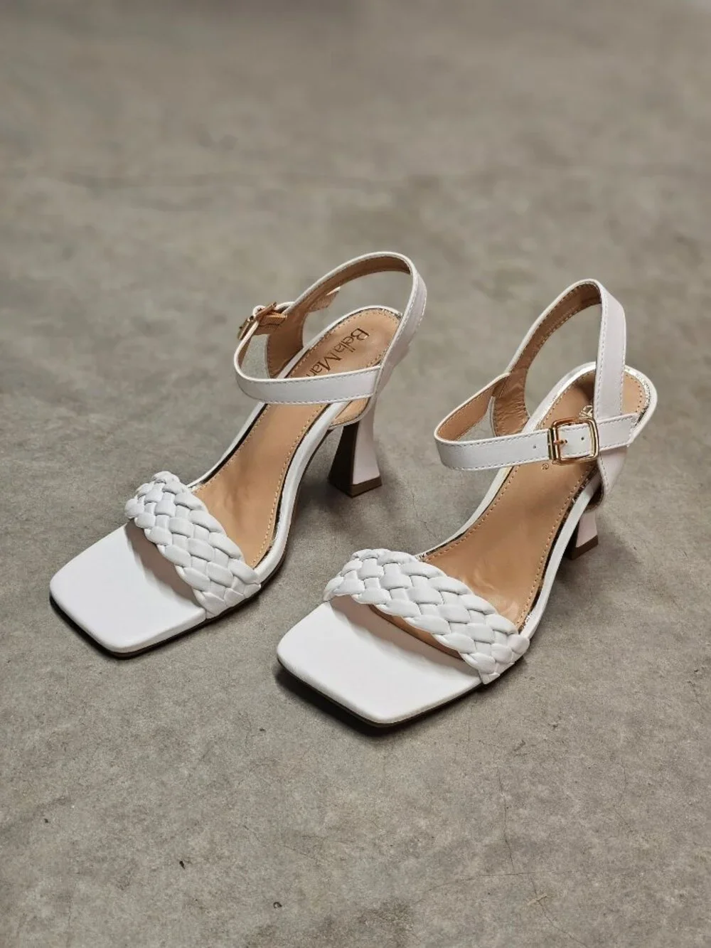 N/A elegant versatile